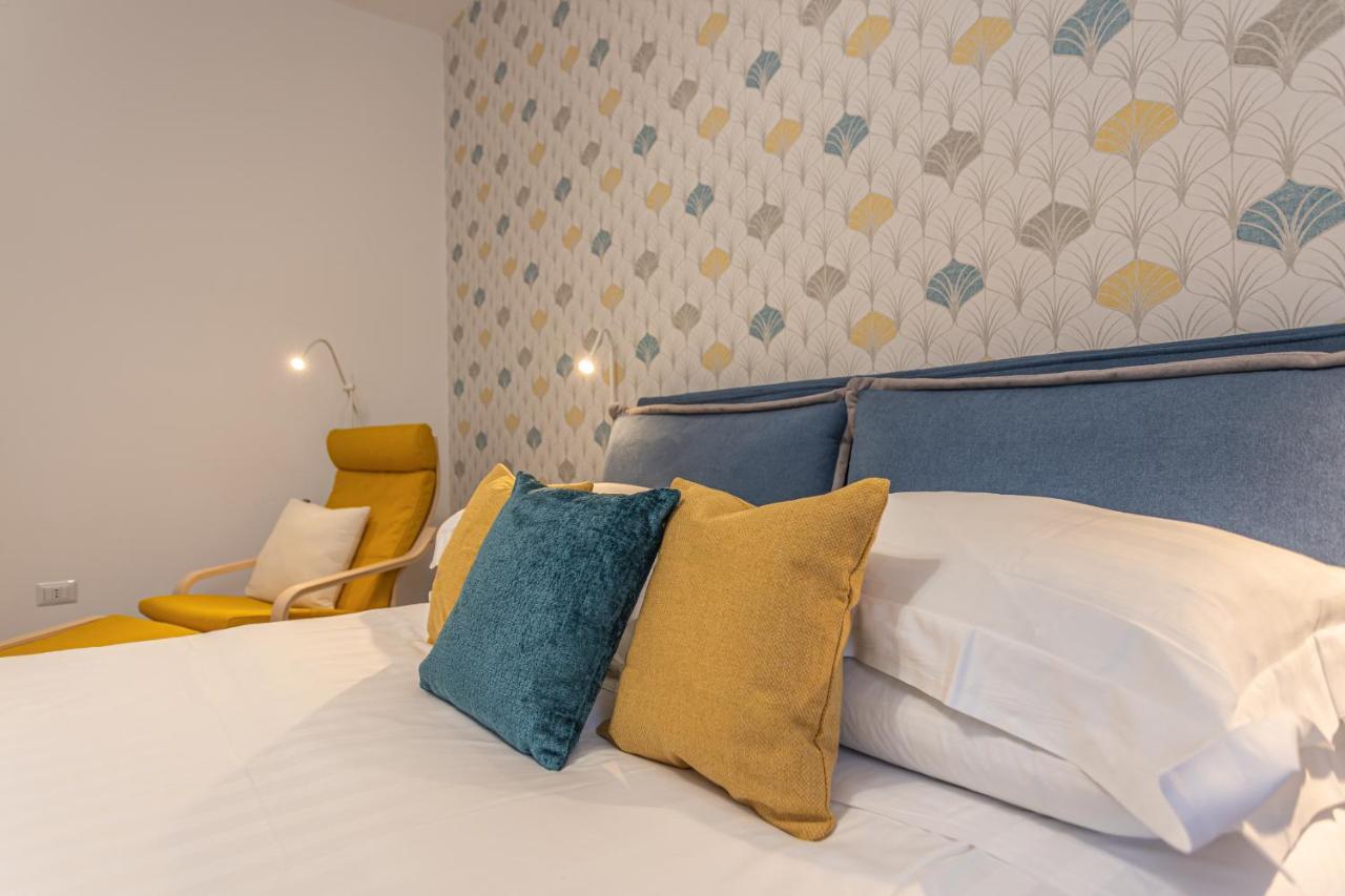 Adriana'S Suites In Prati Close To Vatican Museum Rome Bagian luar foto