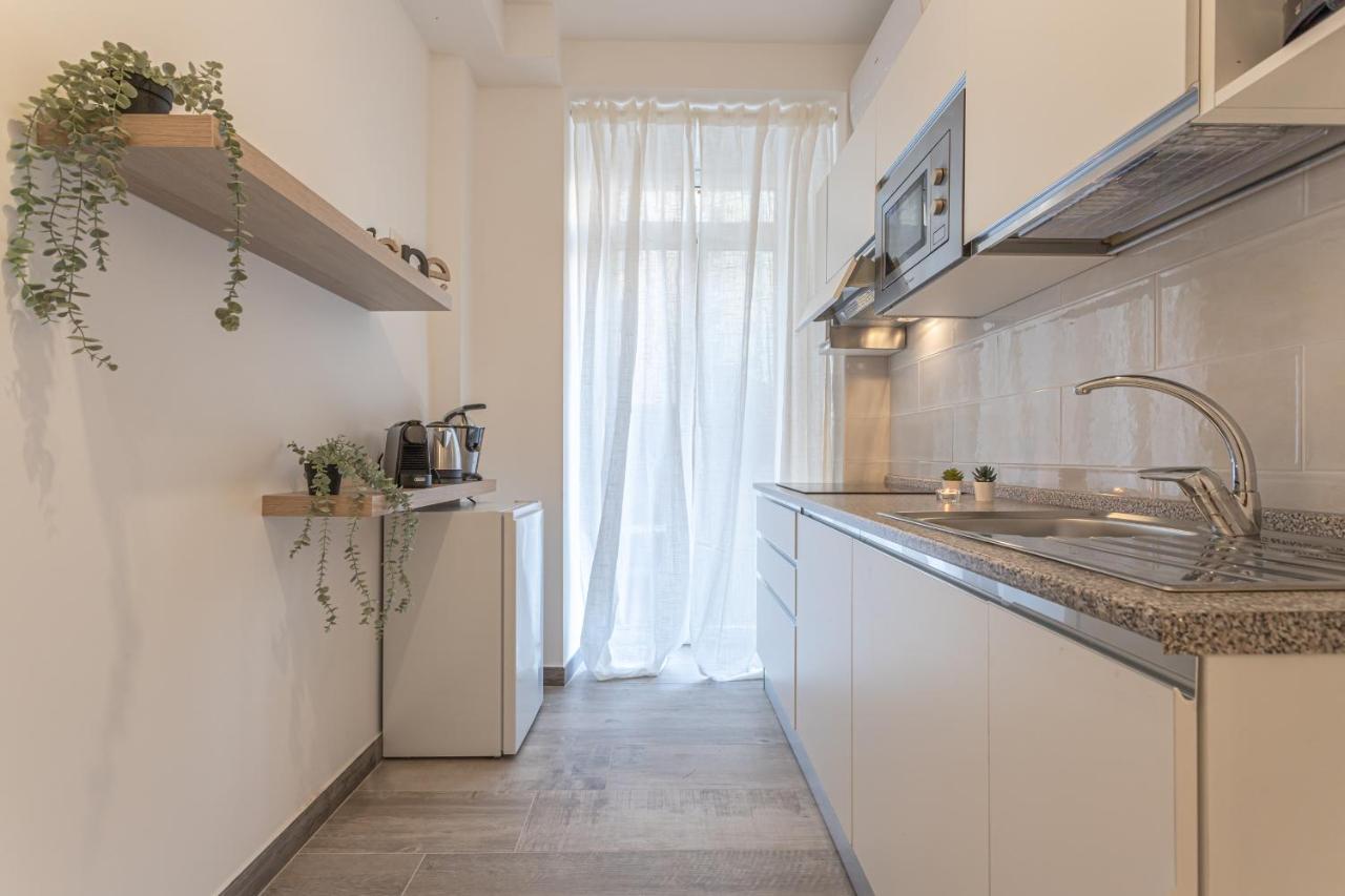 Adriana'S Suites In Prati Close To Vatican Museum Rome Bagian luar foto
